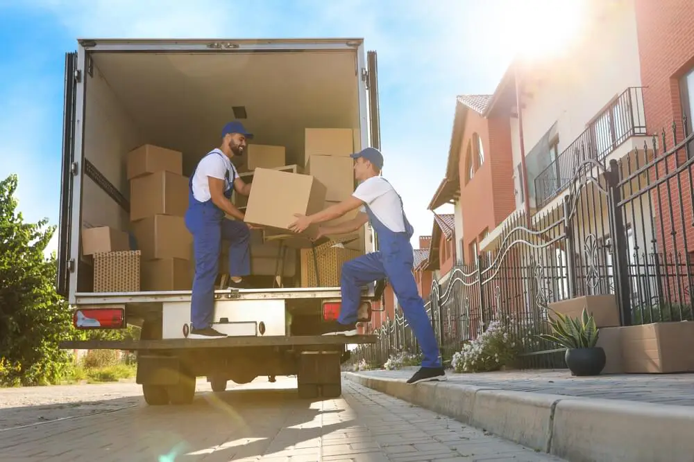 Craig's Moving Services team providing professional moving services Craig's Moving Services team providing professional moving services